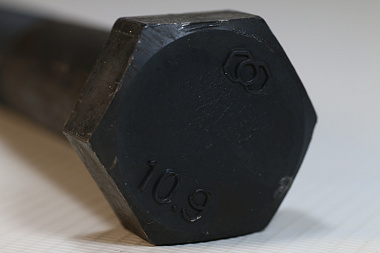 01011-52430 Болт