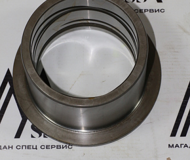 17M-50-24161 Втулка центральной балки Д-275А-2