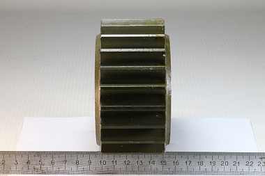 195-15-12441 Шестерня