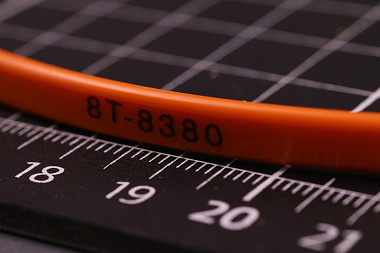 8T8380 Уплотнение
