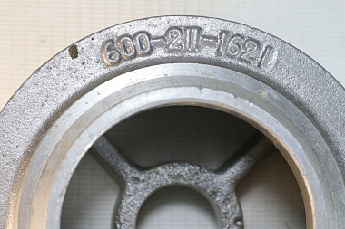 600-211-1621 Фиксатор