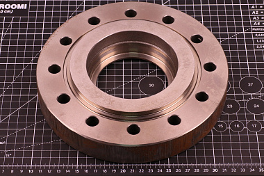 9G7543 Крышка напр.колеса D9L