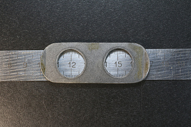 195-15-12390 Замок