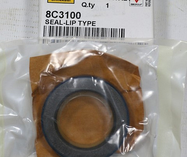 8C3100 Уплотнение манжетное