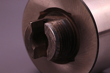 7M7420 Вал D9H