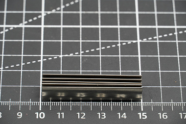 8P7858 пружина