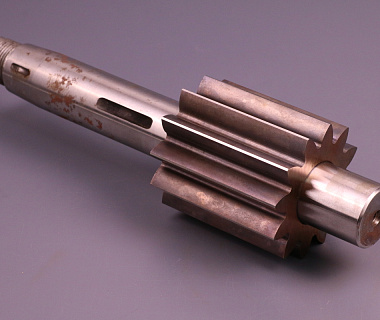1W2370 Палец