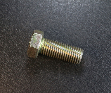 01010-51640 Болт