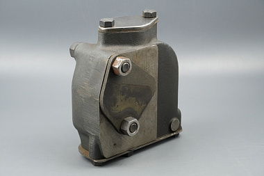 3T0300 Секция насоса КПП D8L/D9N/D10N